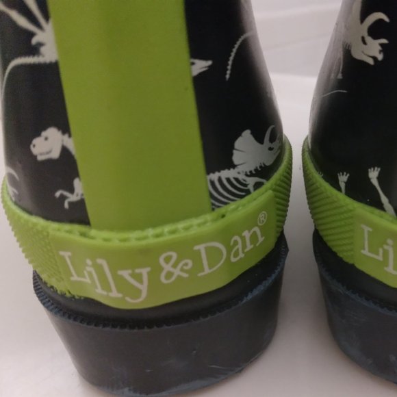 Lily and Dan black and lime green dinosaur fossil rainboots KIDS size 7/8 - Picture 4 of 7